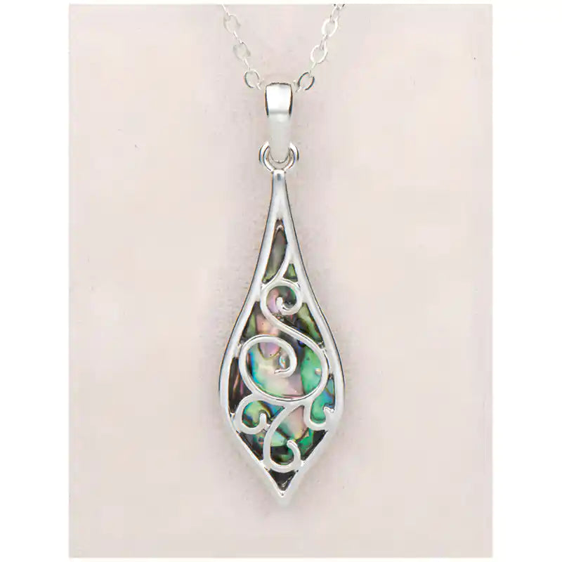 Glacier pearle awakening necklace