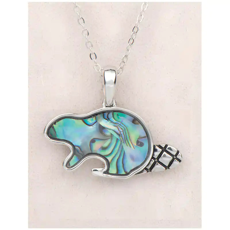Glacier pearle beaver necklace