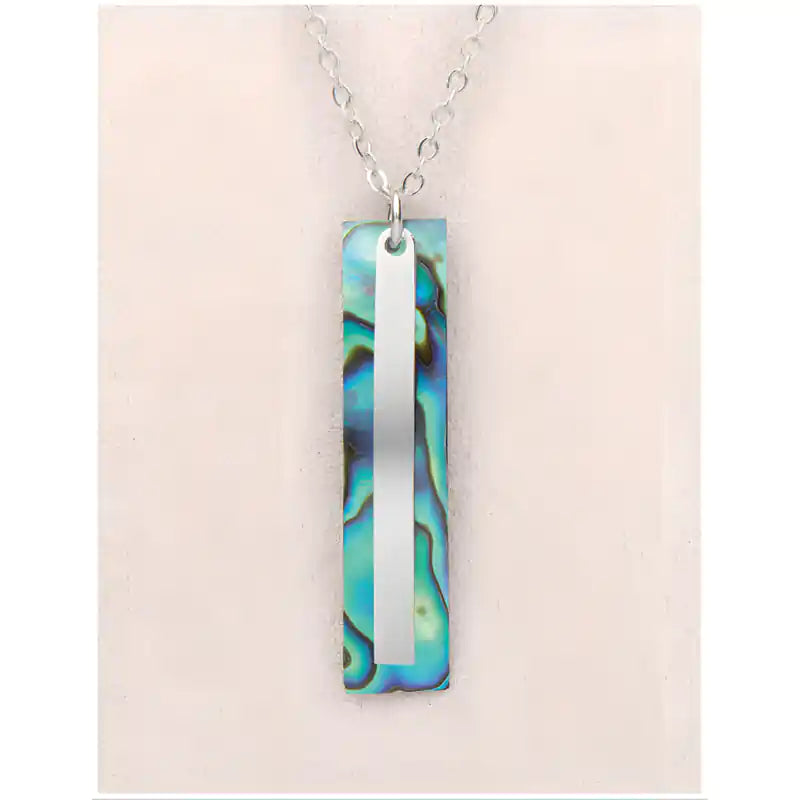 Glacier pearle borders necklace
