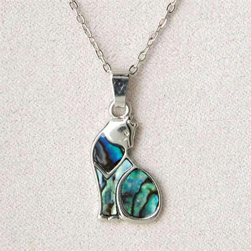 Glacier pearle cat necklace