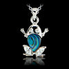 Glacier pearle frog necklace