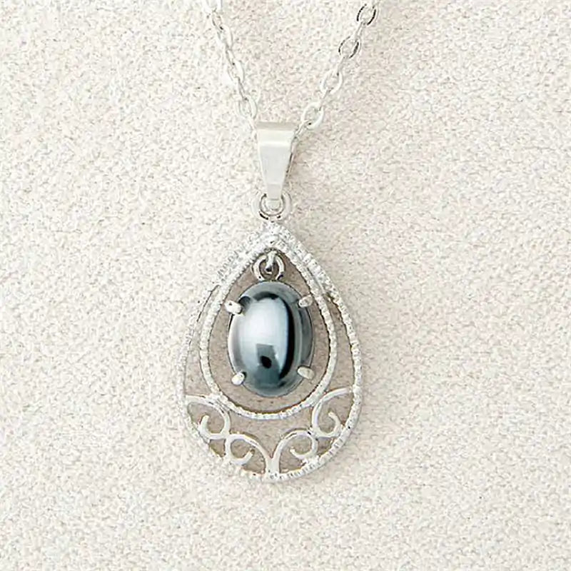 Hematite vintage elegance necklace