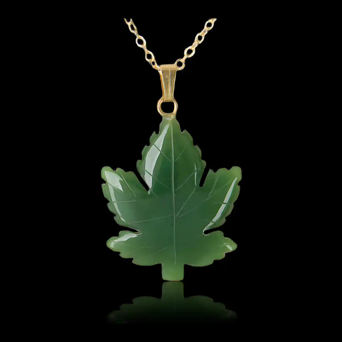 Jade maple leaf-25mm necklace