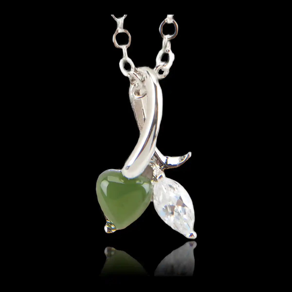 Jade tenderness necklace