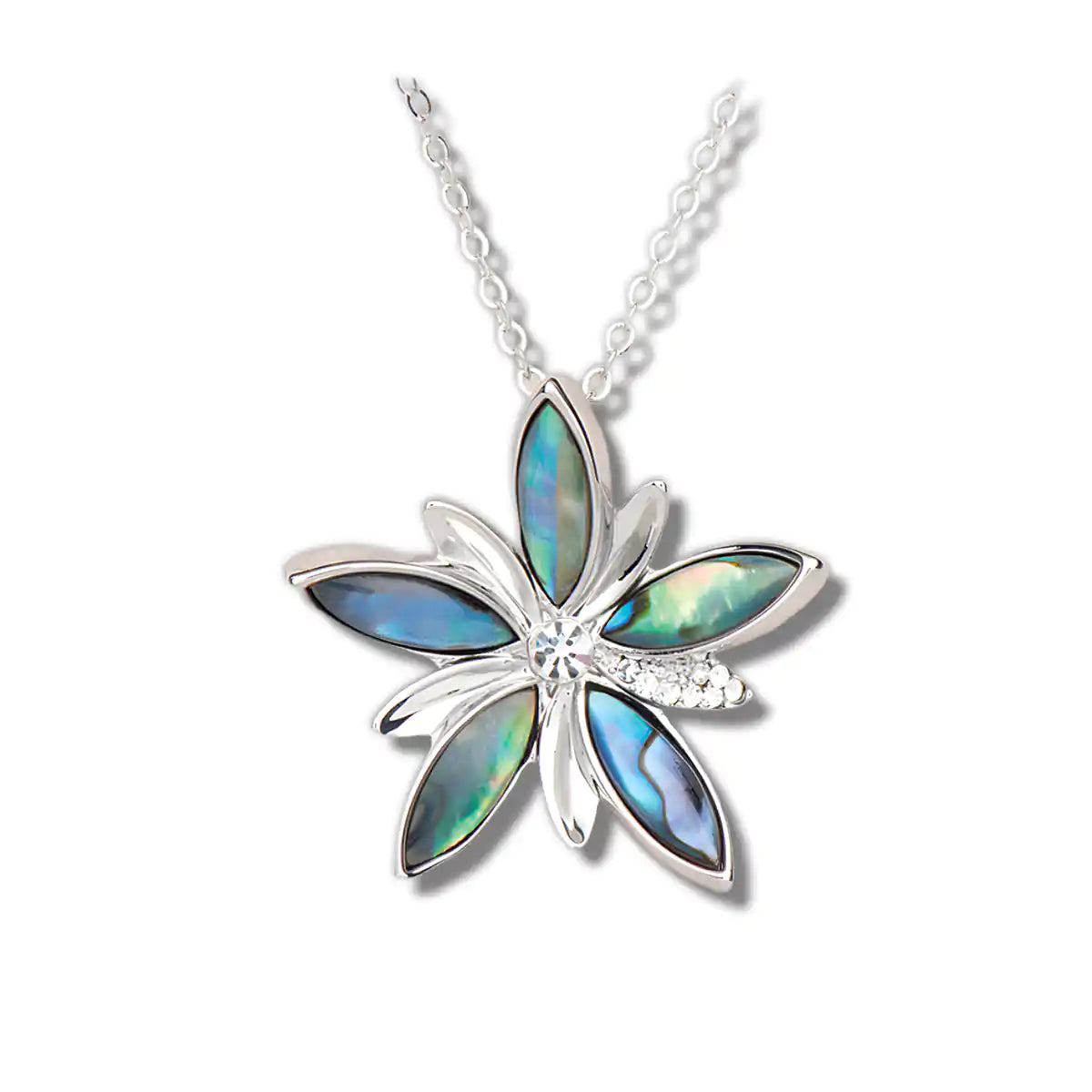 Glacier pearle bloom necklace
