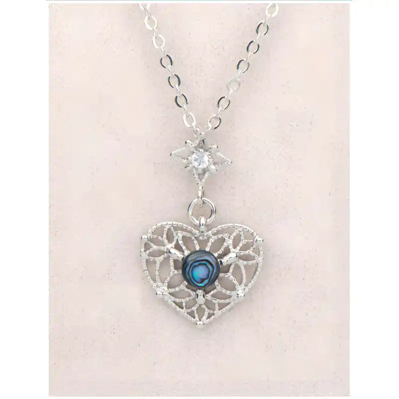 Glacier pearle lace heart necklace