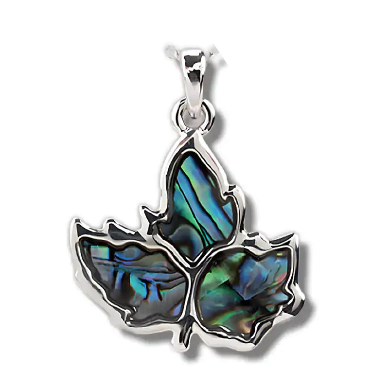 Glacier pearle maple leaf necklace