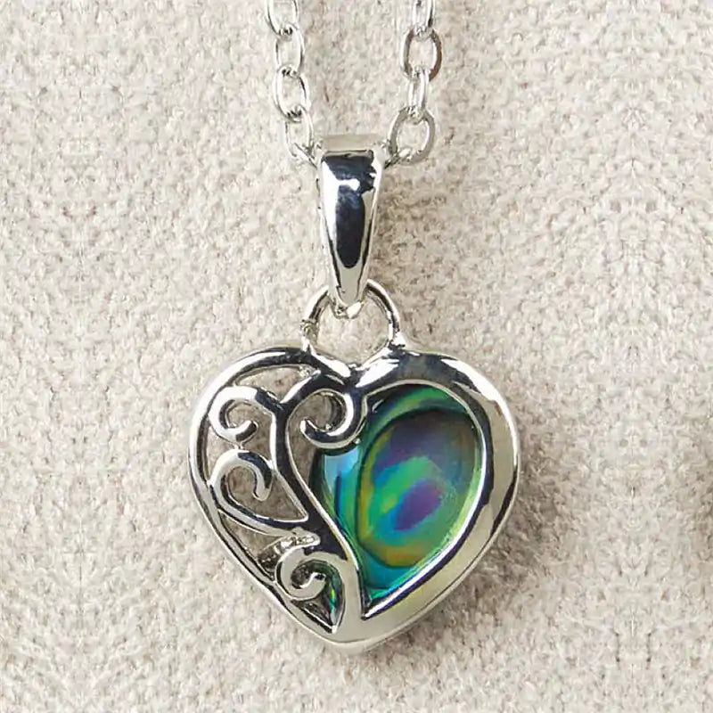 Glacier pearle romance necklace