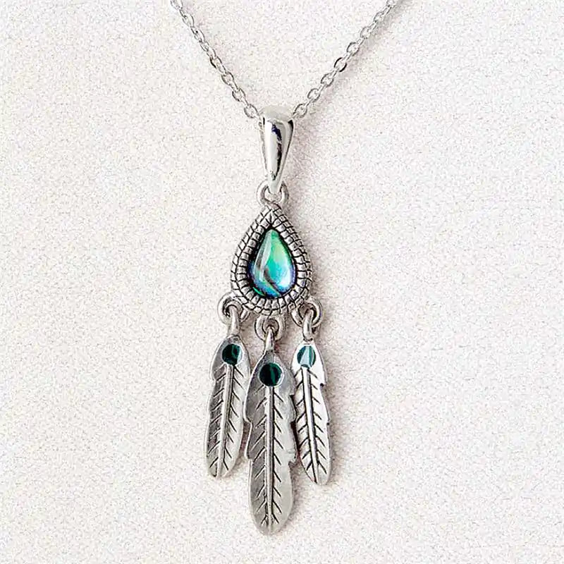 Tribal 2025 feather necklace