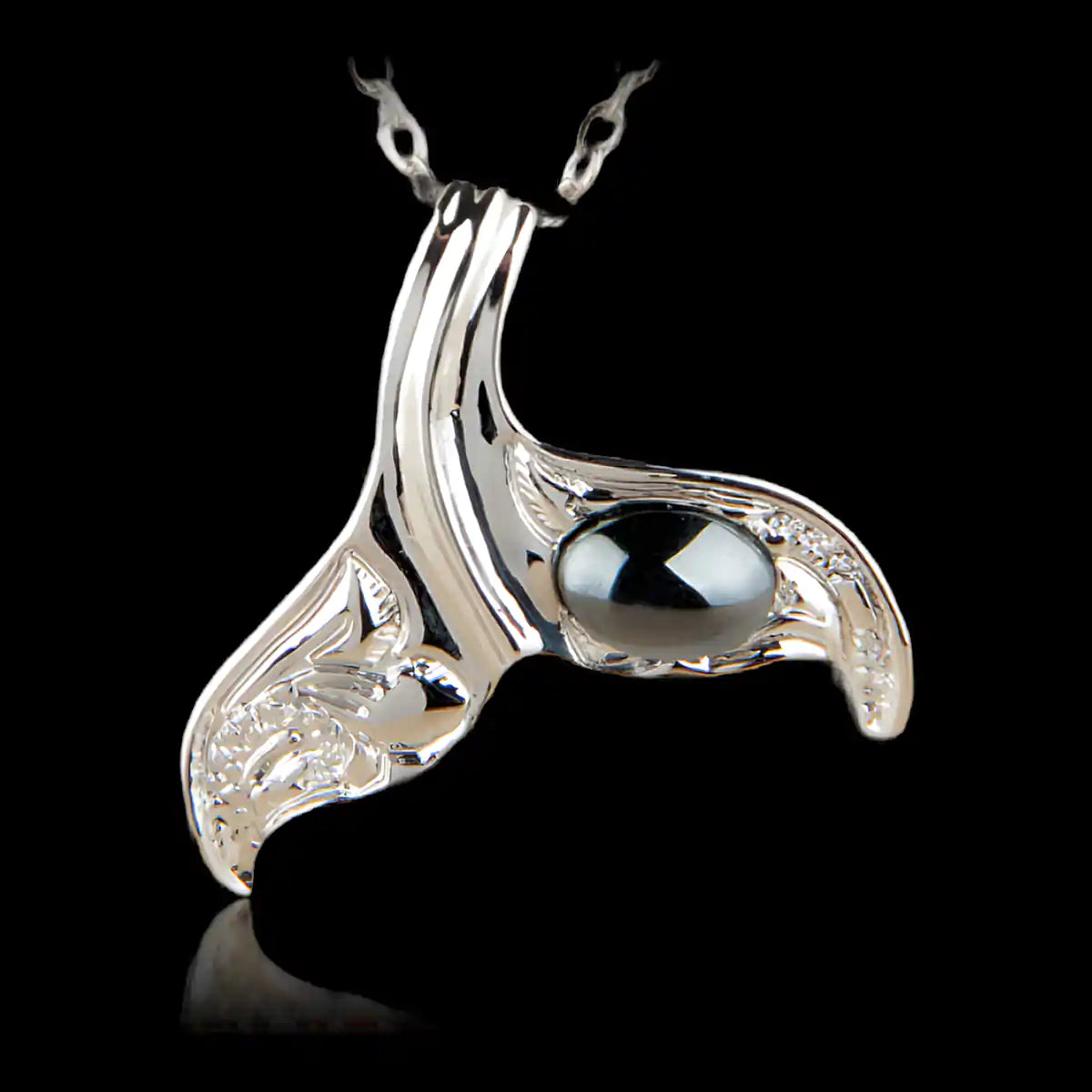 Hematite whale tail-sculpted necklace